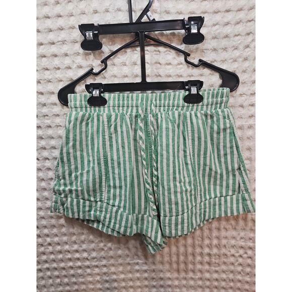 Universal Thread size S green and white pull on shorts with pockets - Picture 1 of 5